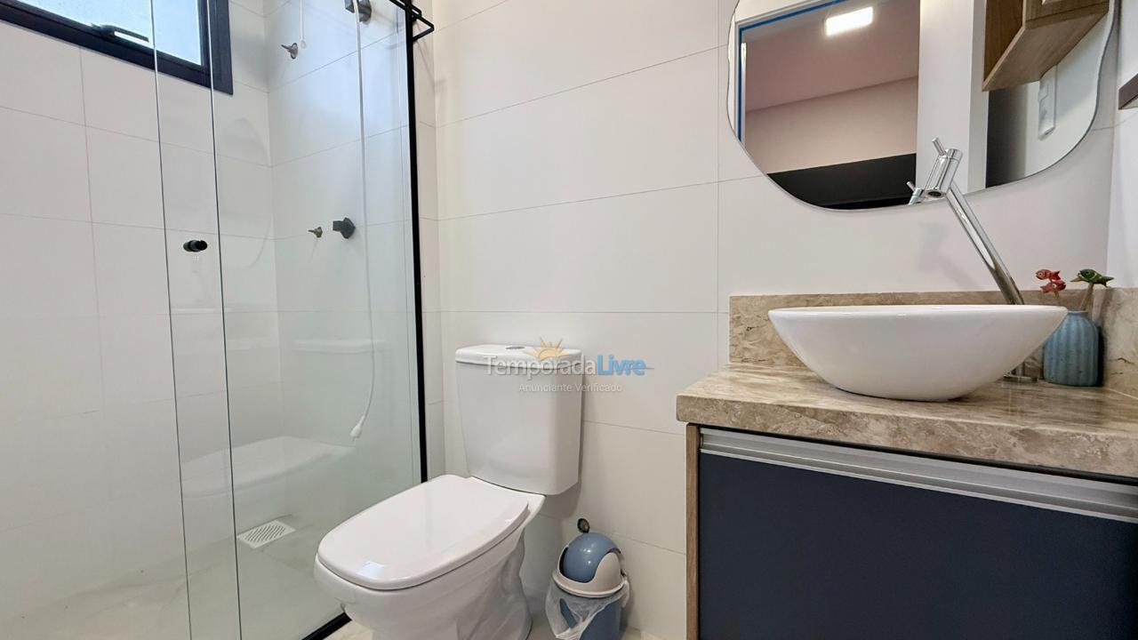 Apartment for vacation rental in Bombinhas (Praia de Bombas)