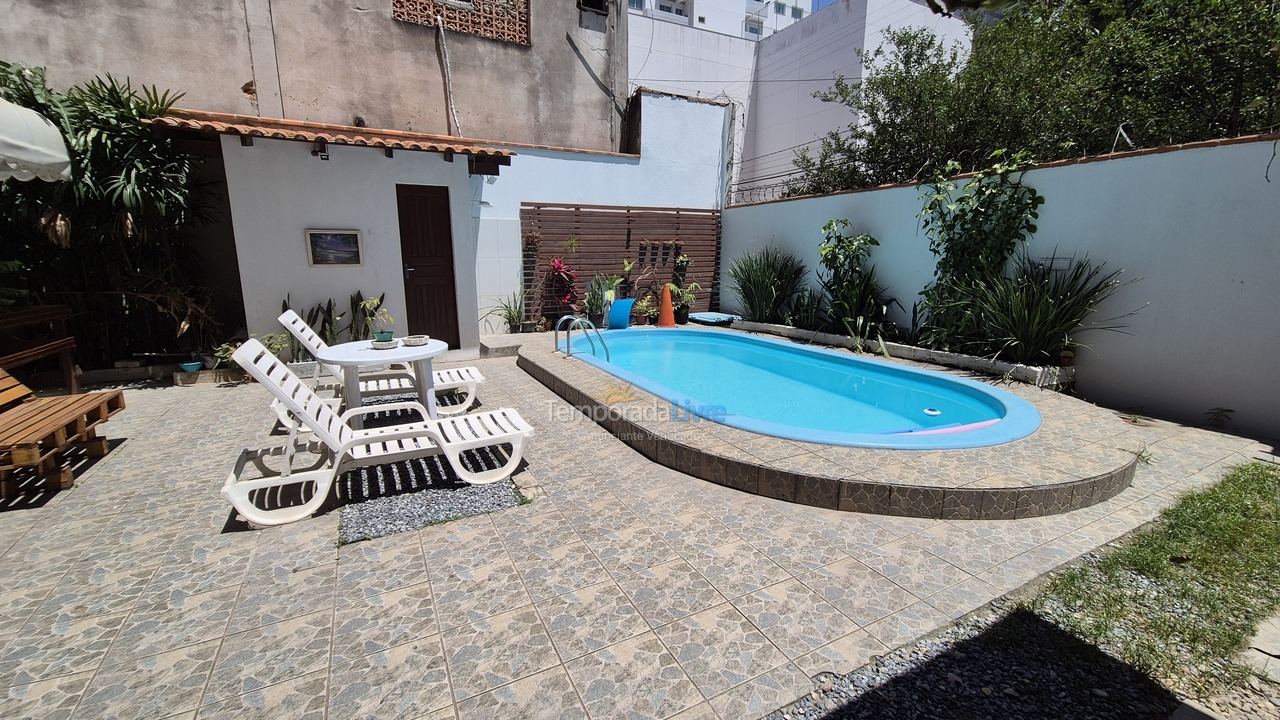 Casa para alquiler de vacaciones em Balneário Camboriú (Centro)