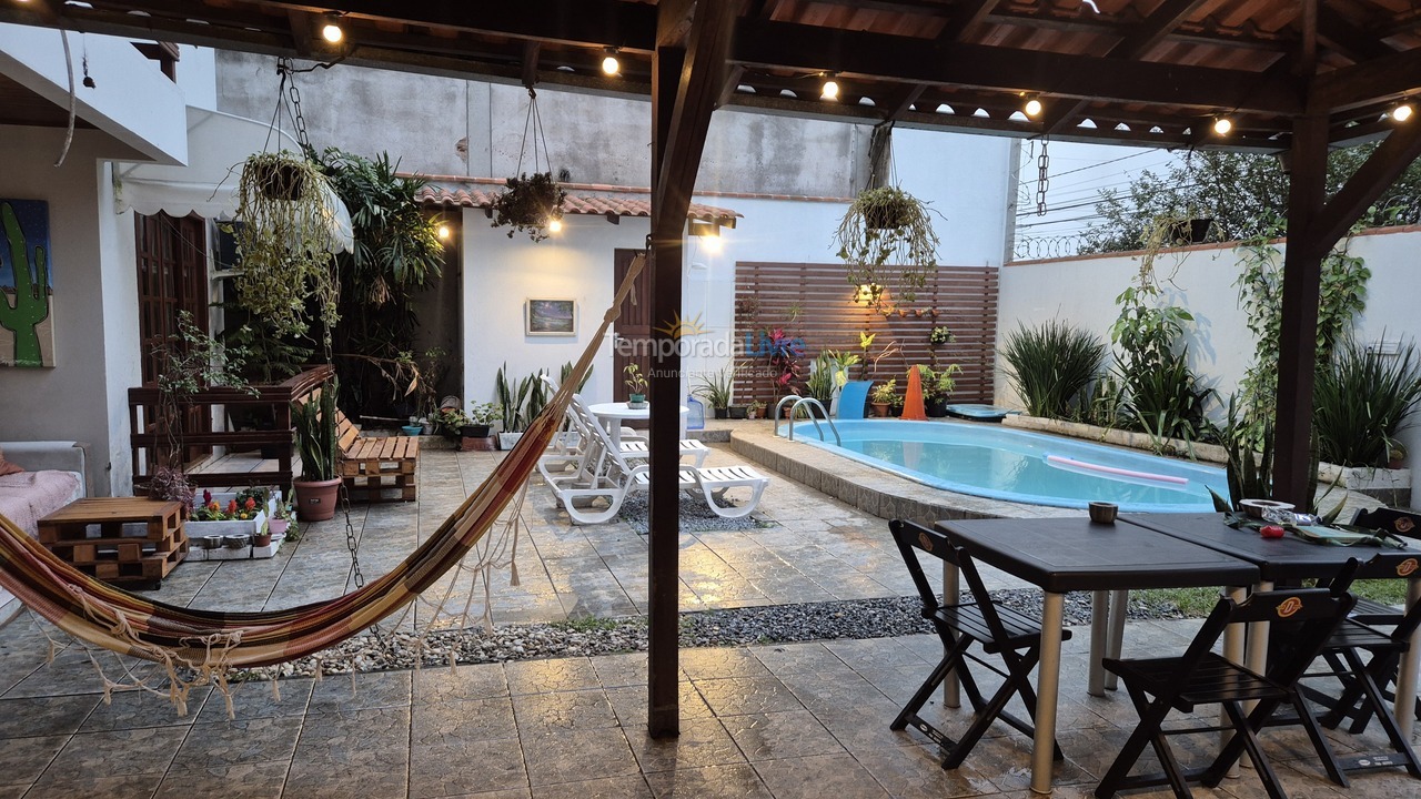 Casa para alquiler de vacaciones em Balneário Camboriú (Centro)