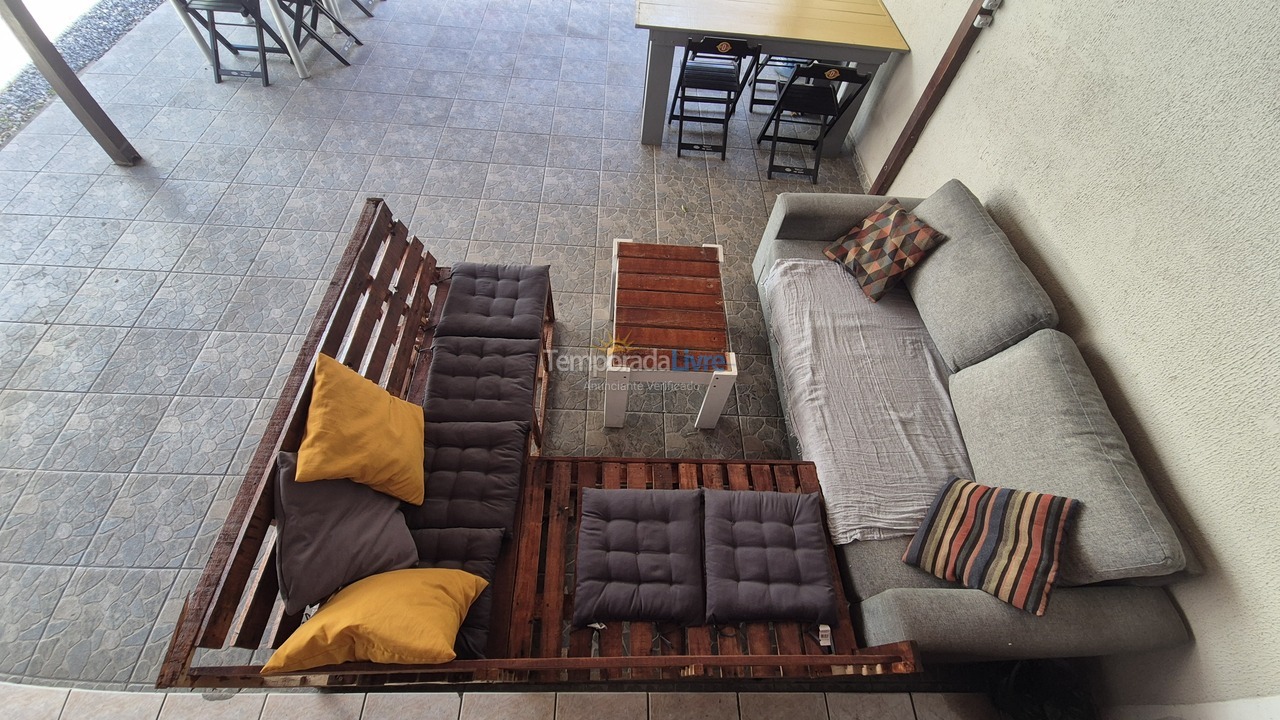 Casa para alquiler de vacaciones em Balneário Camboriú (Centro)