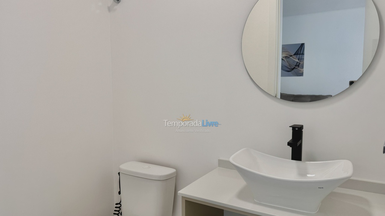 Apartment for vacation rental in Bombinhas (Praia de Bombas)