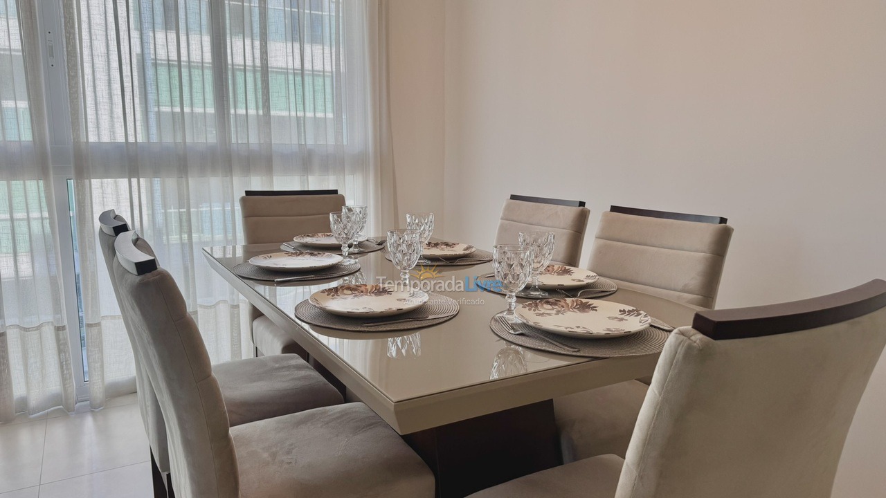 Apartment for vacation rental in Bombinhas (Praia de Bombas)