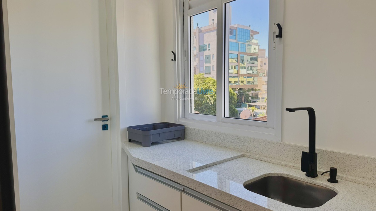 Apartment for vacation rental in Bombinhas (Praia de Bombas)