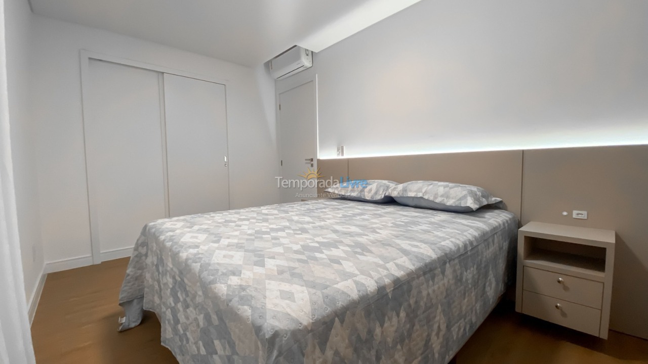 Apartamento para aluguel de temporada em Bombinhas (Praia de Bombas)