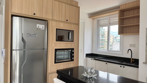 Ap 2 suítes para 6, pertinho da praia – localização excelente