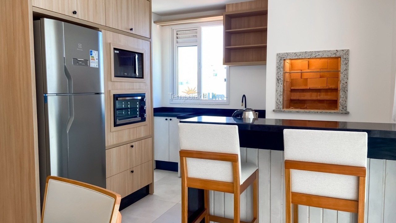 Apartamento para aluguel de temporada em Bombinhas (Praia de Bombas)