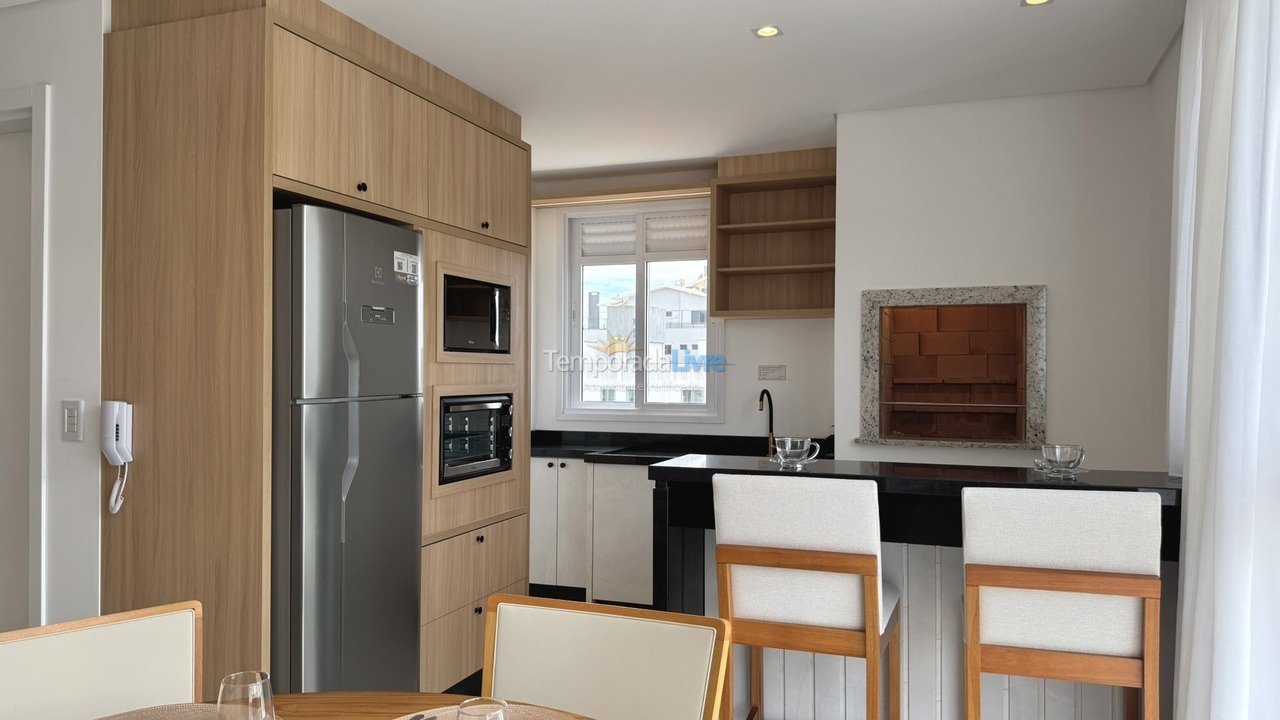 Apartamento para aluguel de temporada em Bombinhas (Praia de Bombas)