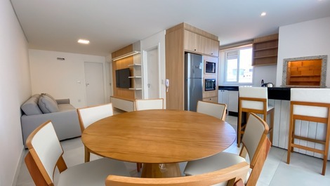 Ap 2 suítes para 6, pertinho da praia – localização excelente