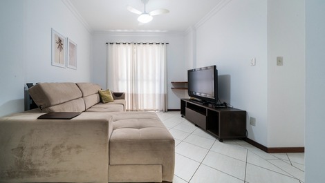 Apartment on the main avenue in Bombas! 2 bedrooms