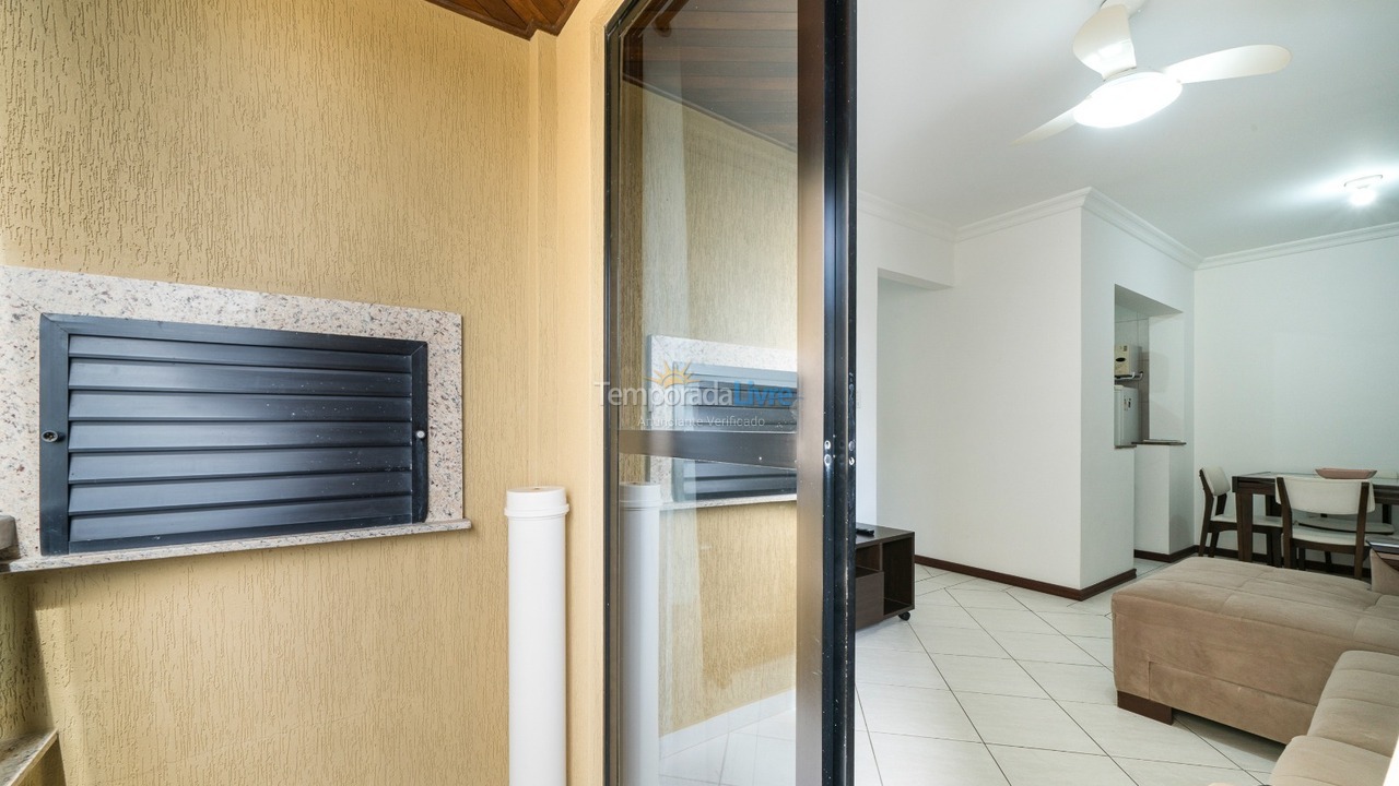 Apartment for vacation rental in Bombinhas (Praia de Bombas)