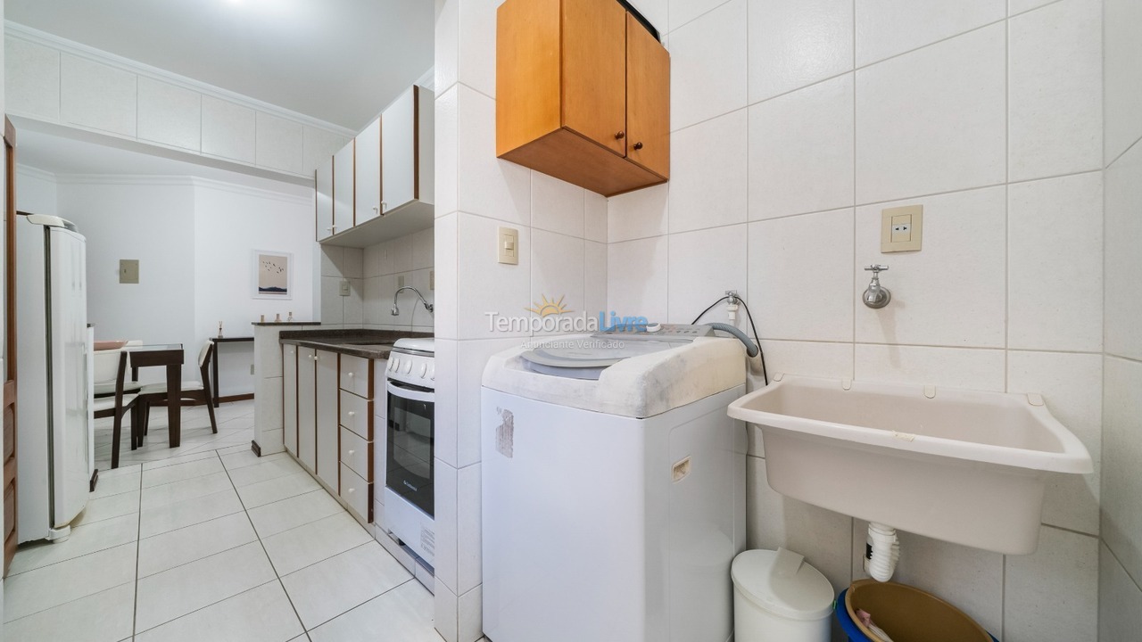 Apartment for vacation rental in Bombinhas (Praia de Bombas)