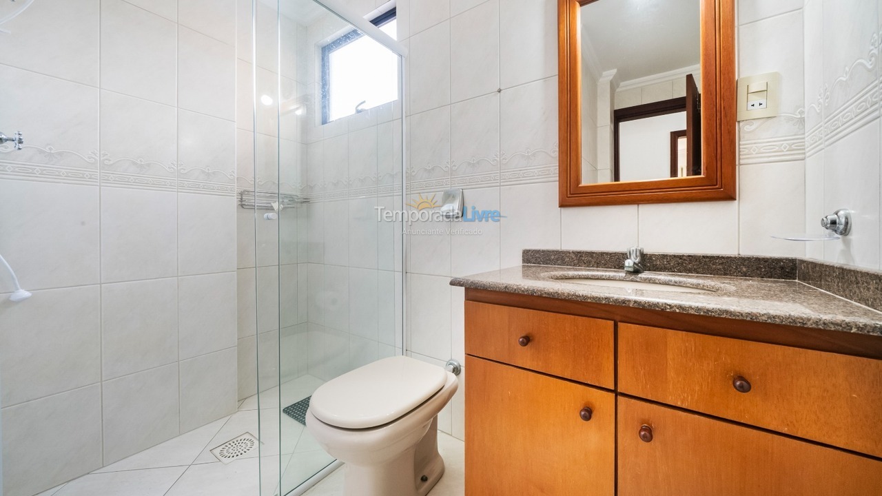 Apartment for vacation rental in Bombinhas (Praia de Bombas)