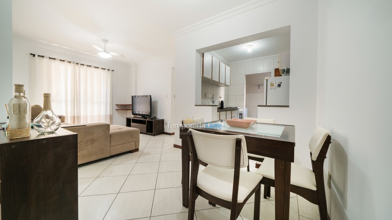 Apartment for vacation rental in Bombinhas (Praia de Bombas)