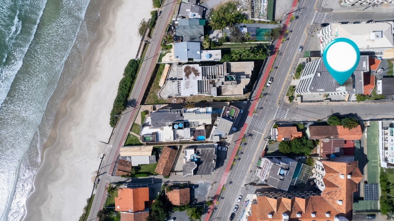 Apartment for vacation rental in Bombinhas (Praia de Bombas)