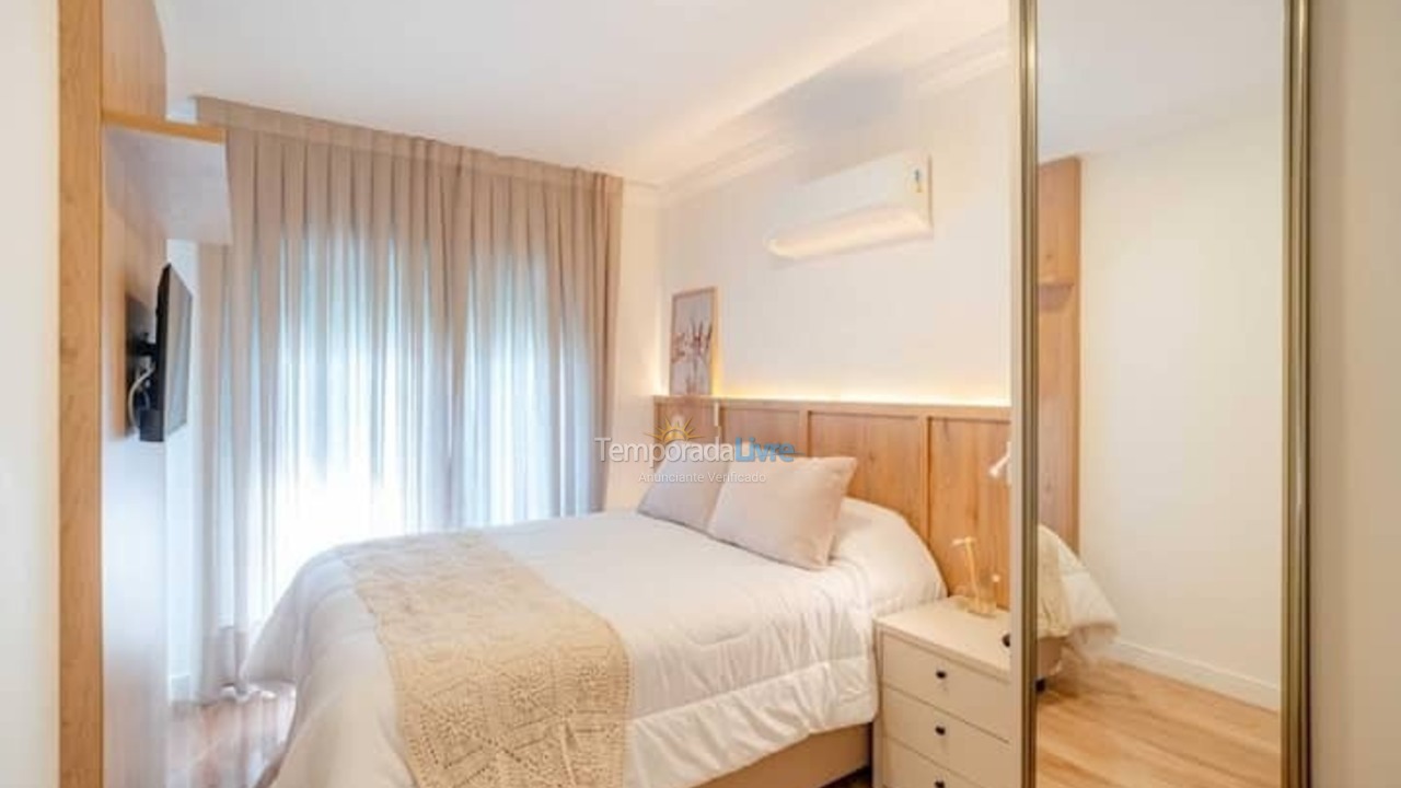 Apartamento para aluguel de temporada em Bombinhas (Praia de Bombas)