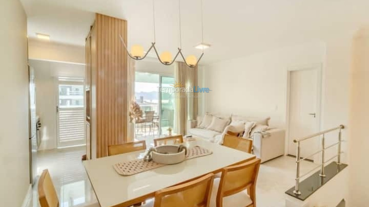 Apartamento para aluguel de temporada em Bombinhas (Praia de Bombas)