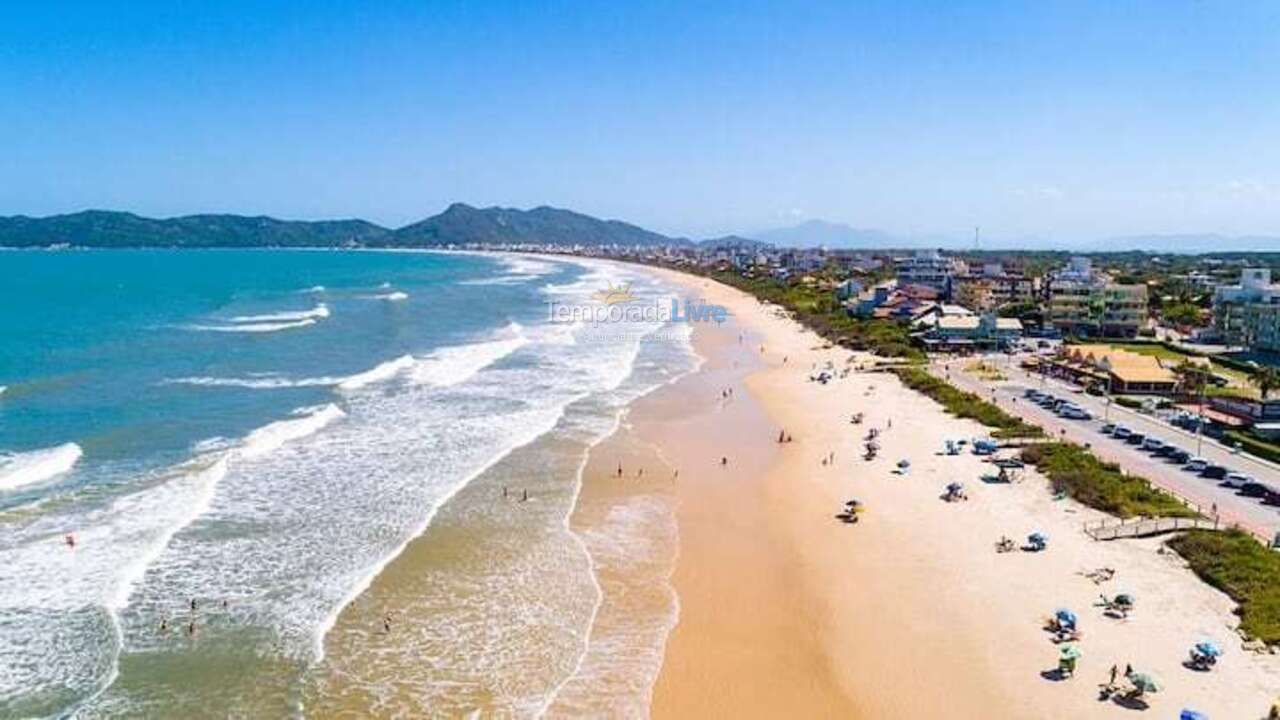 Apartamento para aluguel de temporada em Bombinhas (Praia de Bombas)