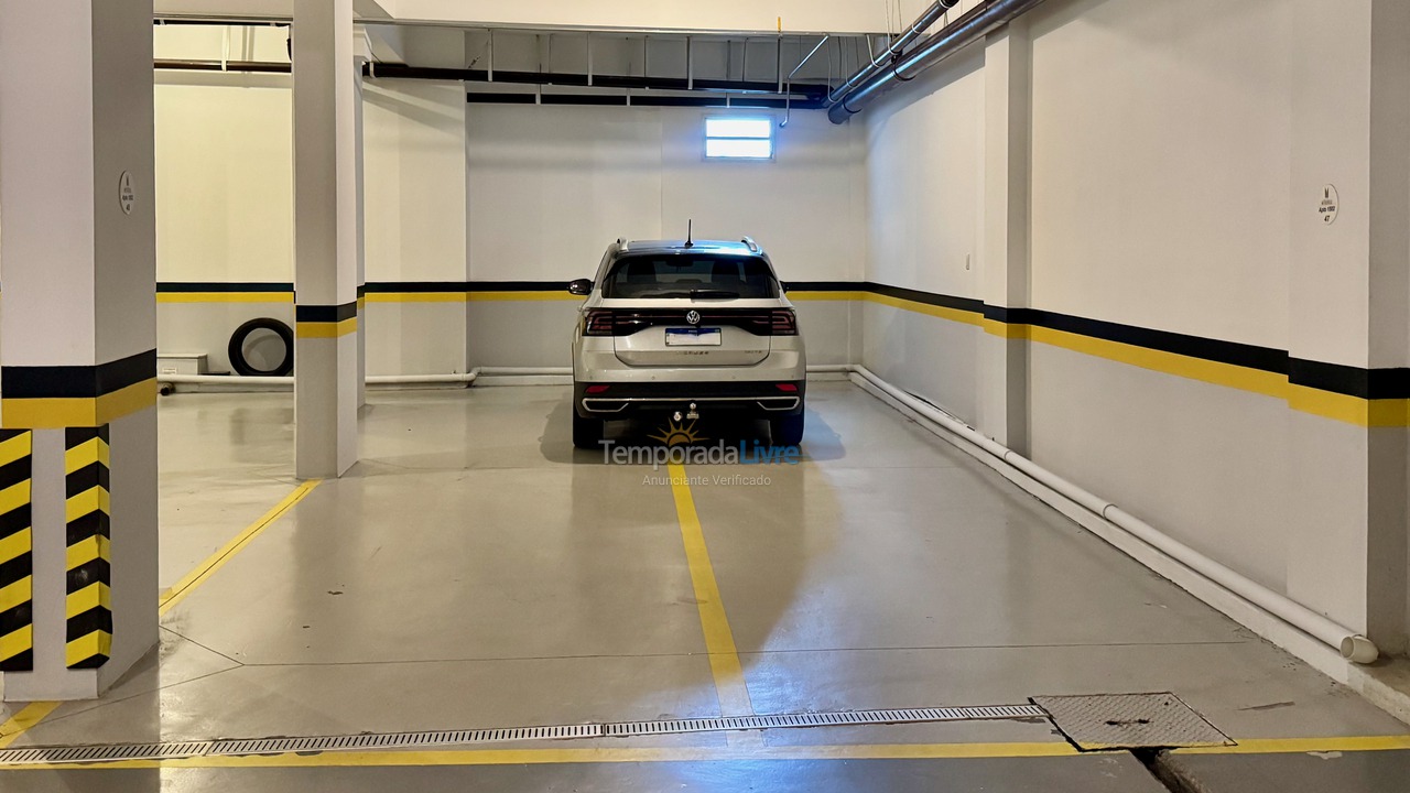 Apartamento para aluguel de temporada em Balneário Camboriú (Praia Central)