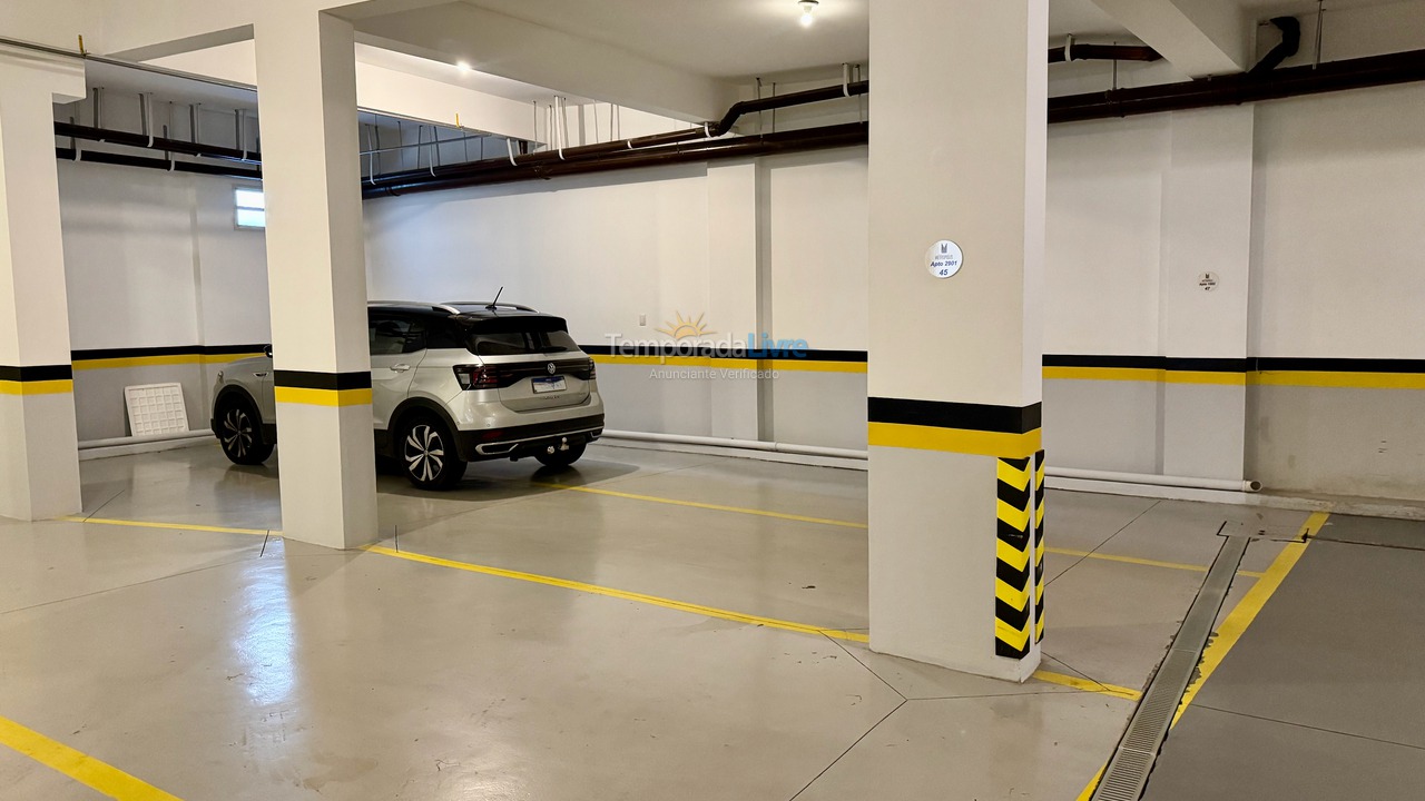 Apartamento para aluguel de temporada em Balneário Camboriú (Praia Central)