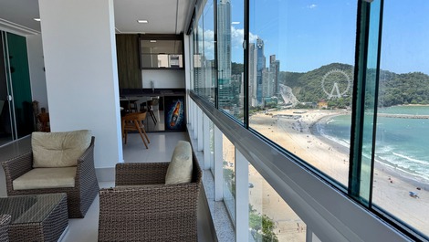 Luxo Frente-Mar na Av. Atlântica • 4 Suítes • Vista Total da Orla