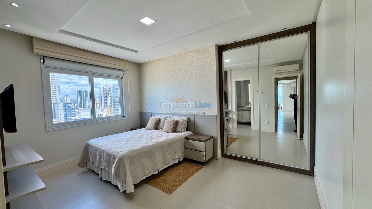 Apartamento para aluguel de temporada em Balneário Camboriú (Praia Central)