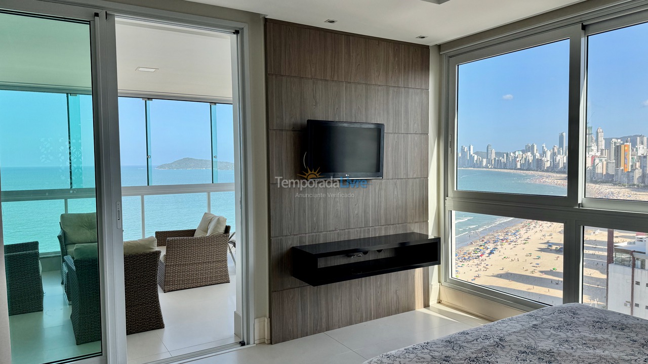 Apartamento para aluguel de temporada em Balneário Camboriú (Praia Central)