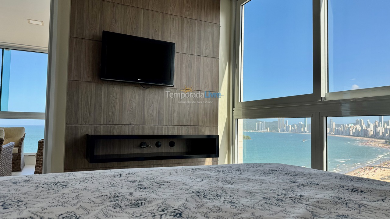 Apartamento para aluguel de temporada em Balneário Camboriú (Praia Central)