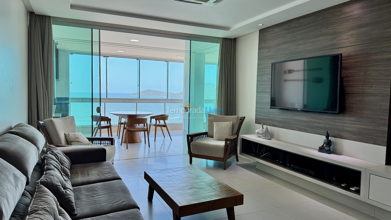 Apartamento para aluguel de temporada em Balneário Camboriú (Praia Central)