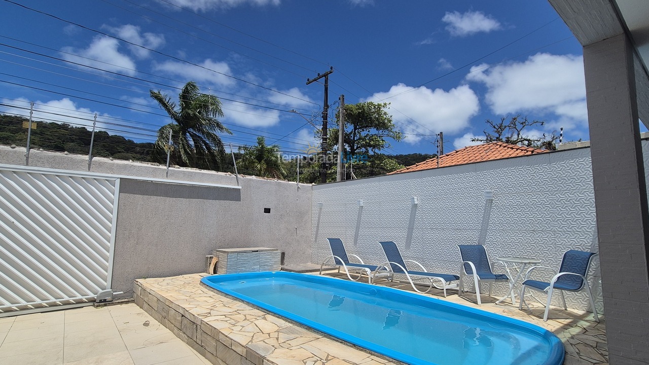 House for vacation rental in Guarujá (Praia do Pernambuco)