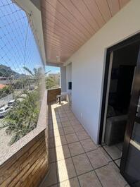 Estupendo apartamento a 50m del mar, 1 dormitorio con AC, agua de pozo.