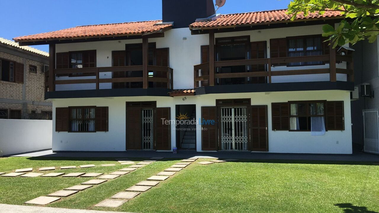 Apartment for vacation rental in Florianópolis (Cachoeira do Bom Jesus)