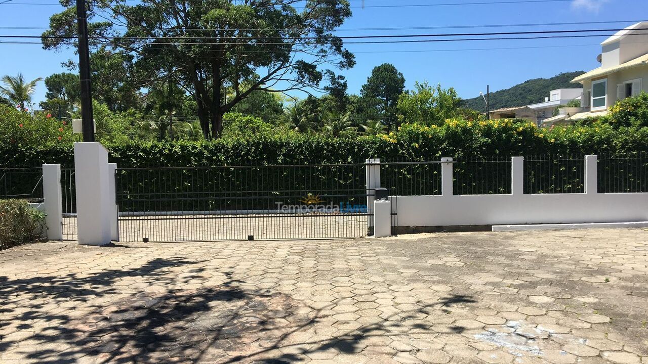 Apartment for vacation rental in Florianópolis (Cachoeira do Bom Jesus)