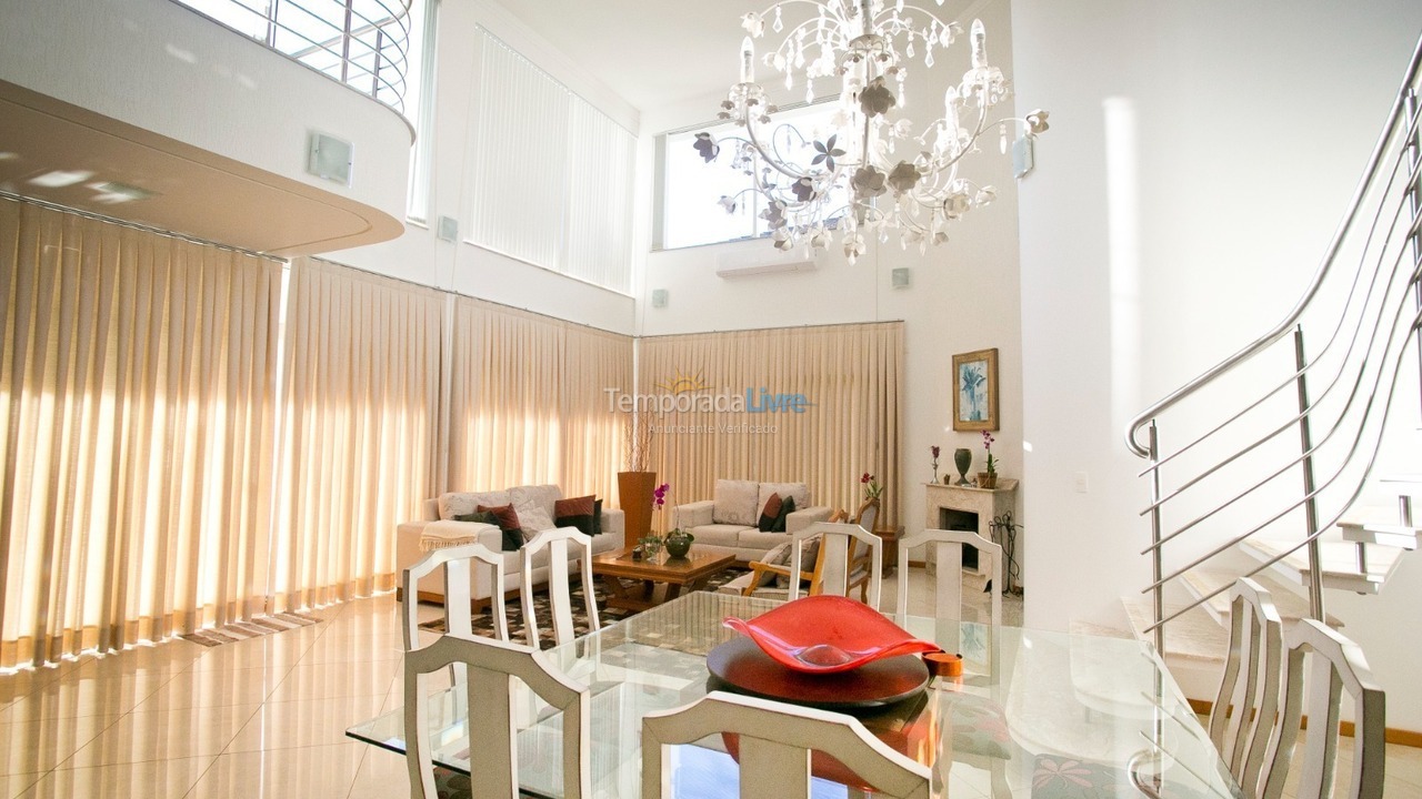 Casa para aluguel de temporada em Florianopolis (Jurerê Internacional)