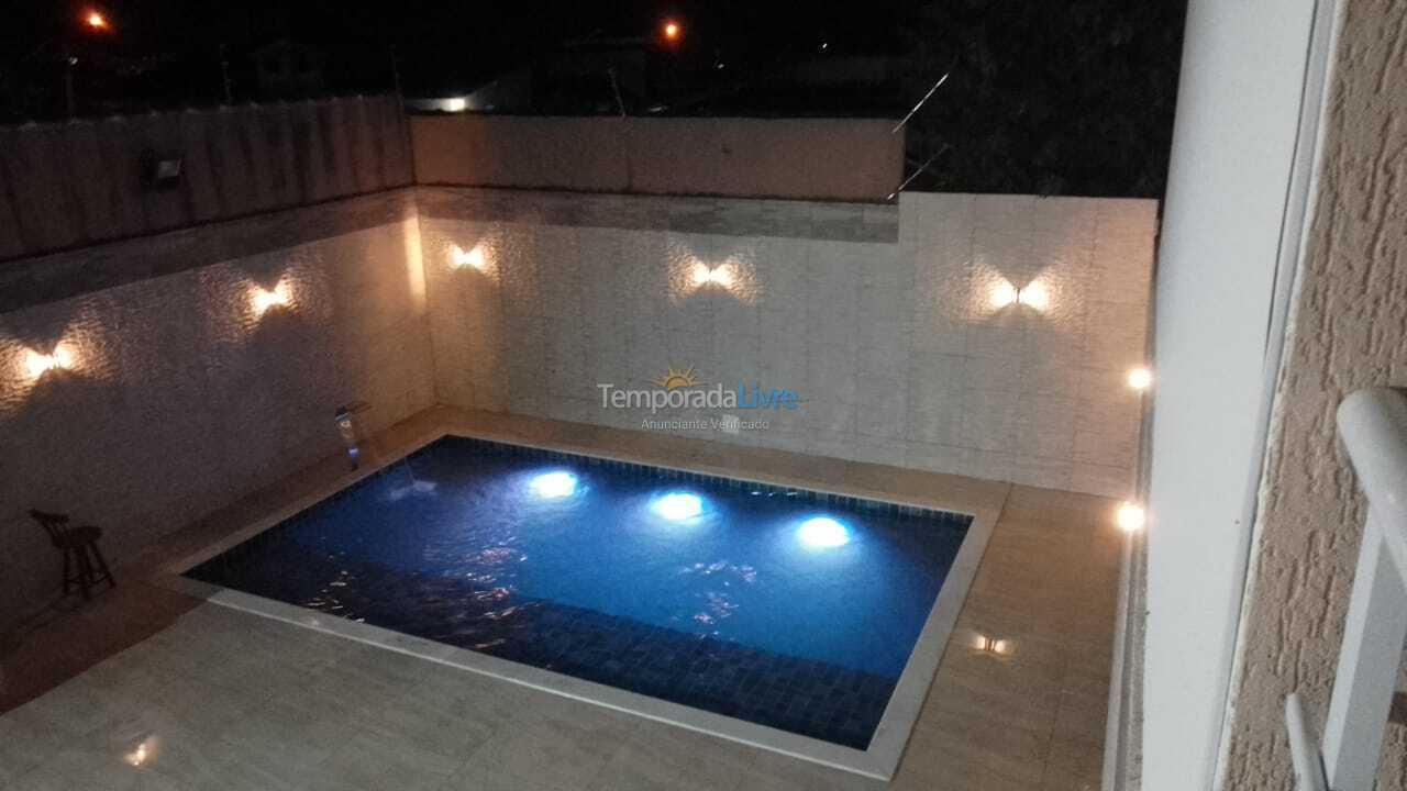 Apartamento para aluguel de temporada em Ubatuba (Maranduba)