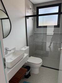 Hermosa casa adosada disponible para alquiler.