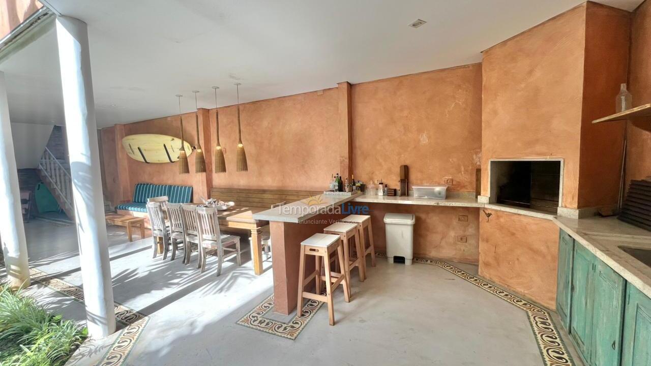 House for vacation rental in São Sebastião (Praia da Baleia)