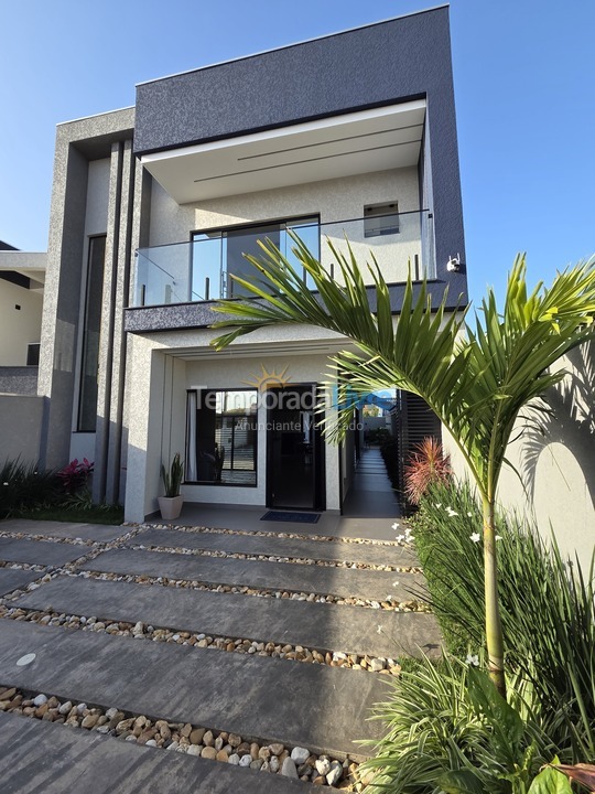 Casa para aluguel de temporada em Itapoá (Itapema do Norte)