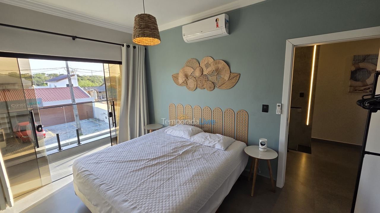 Casa para aluguel de temporada em Itapoá (Itapema do Norte)