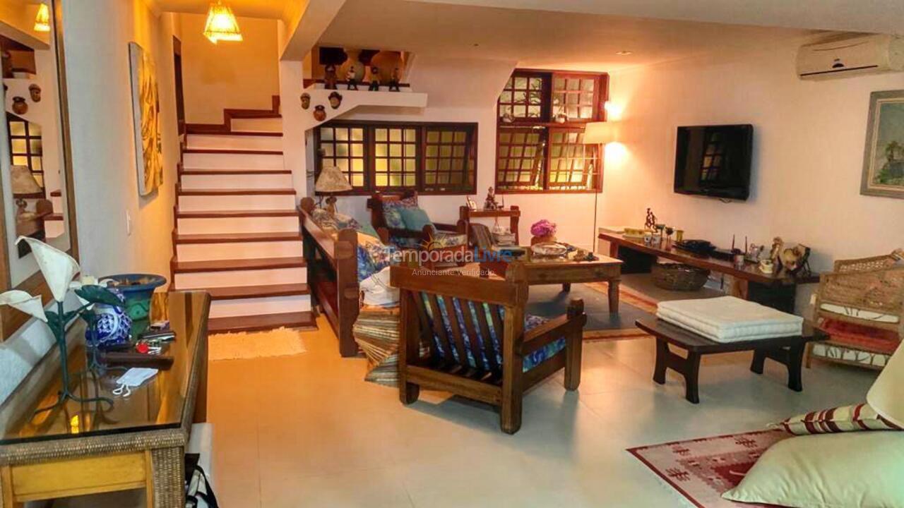 Casa para alquiler de vacaciones em Ilhabela (Perequê)