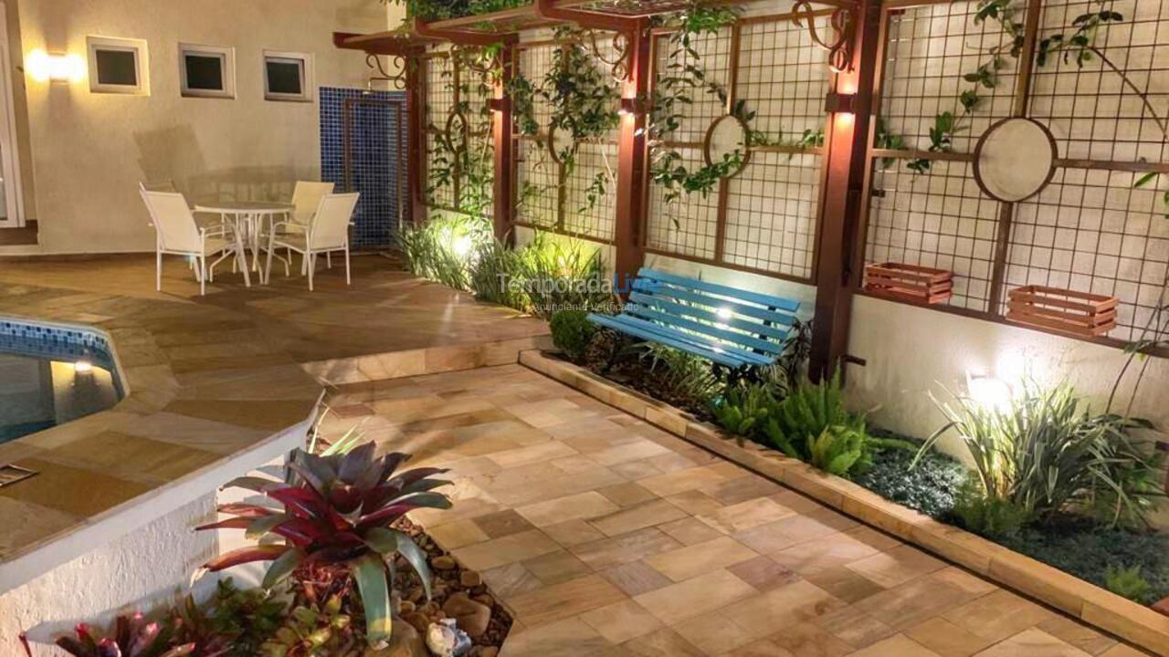 Casa para alquiler de vacaciones em Ilhabela (Perequê)