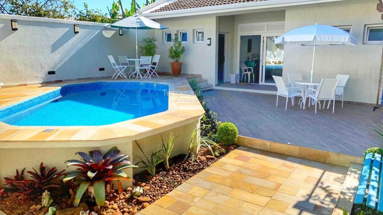 Casa para alquiler de vacaciones em Ilhabela (Perequê)