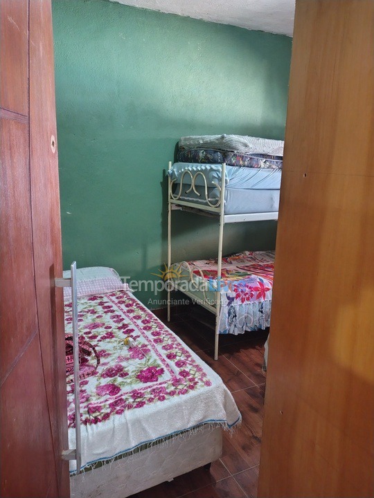 Granja para alquiler de vacaciones em Santa Branca (Estância Nova Campos do Jordão)