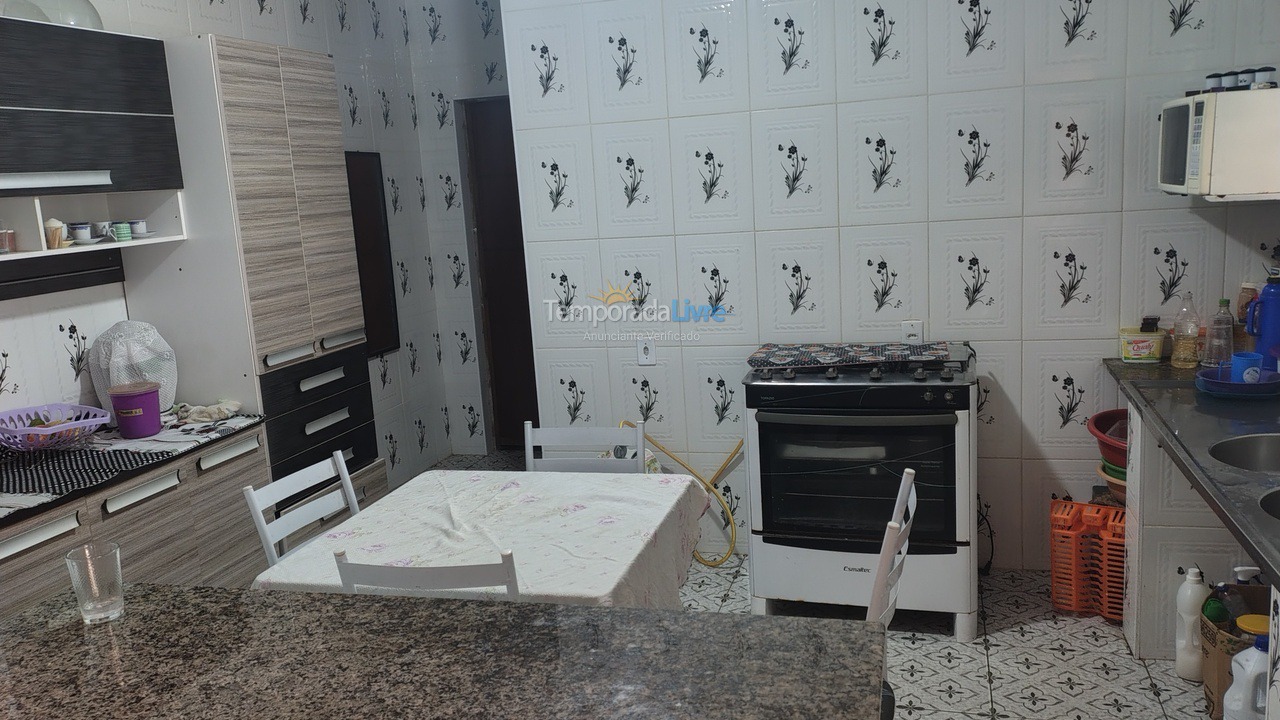 Granja para alquiler de vacaciones em Santa Branca (Estância Nova Campos do Jordão)