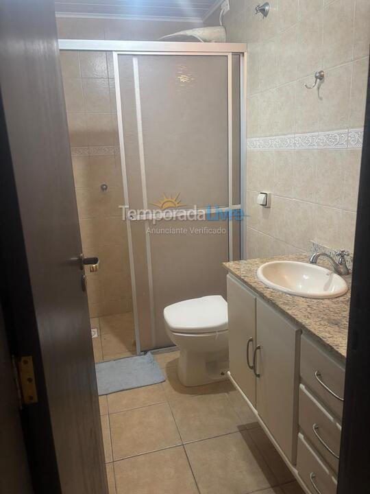 Casa para aluguel de temporada em Itapoá (Balneário das Palmeiras)