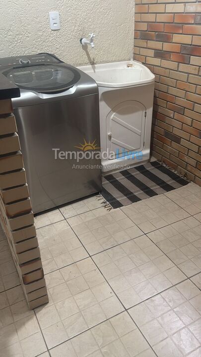 Casa para aluguel de temporada em Itapoá (Balneário das Palmeiras)