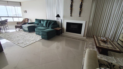 Frente Mar Seas Tower 3 Suites 2 Vagas Garagem Pirvativas