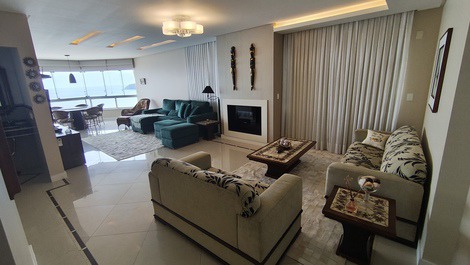 Frente Mar Seas Tower 3 Suites 2 Vagas Garagem Pirvativas