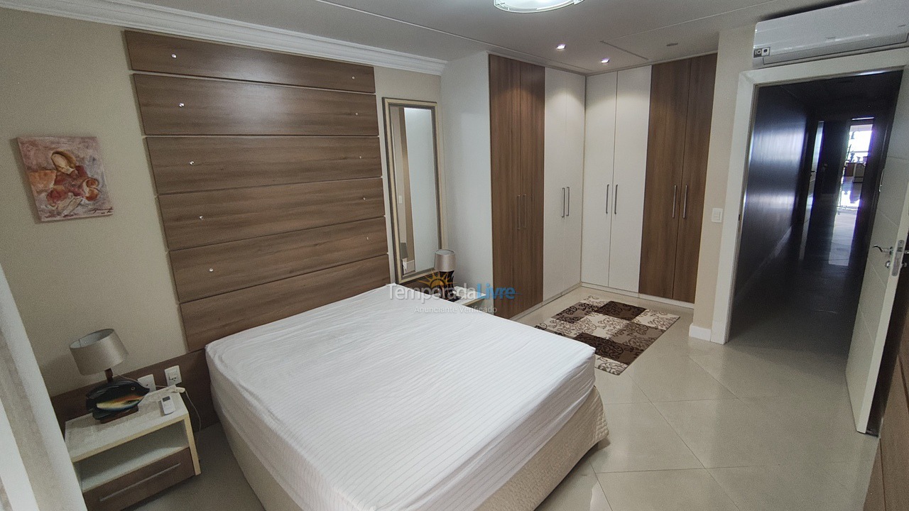 Apartamento para aluguel de temporada em Balneário Camboriú (Centro)