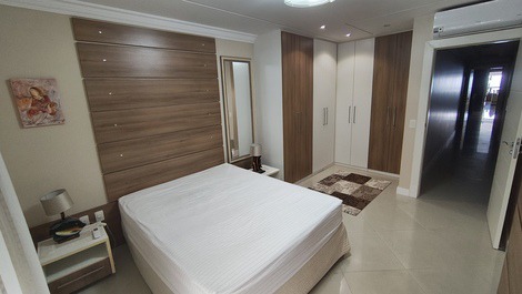 Frente Mar Seas Tower 3 Suites 2 Vagas Garagem Pirvativas