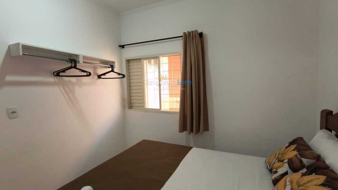 Casa para alquiler de vacaciones em Franca (Rua Santa Catarina 650)